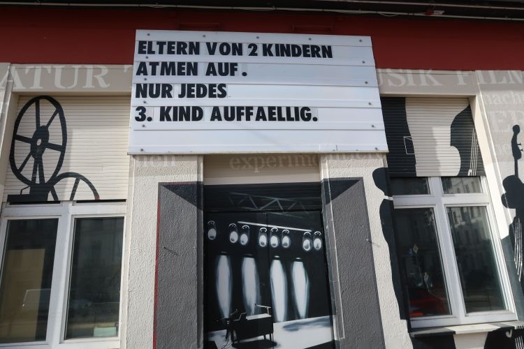 Eltern von 2 Kindern